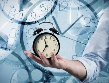 Τι θα γίνει τελικά με την αλλαγή ώρας – Θα μείνουμε στη θερινή;